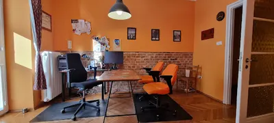 On The Hill - Nauka języka angielskiego